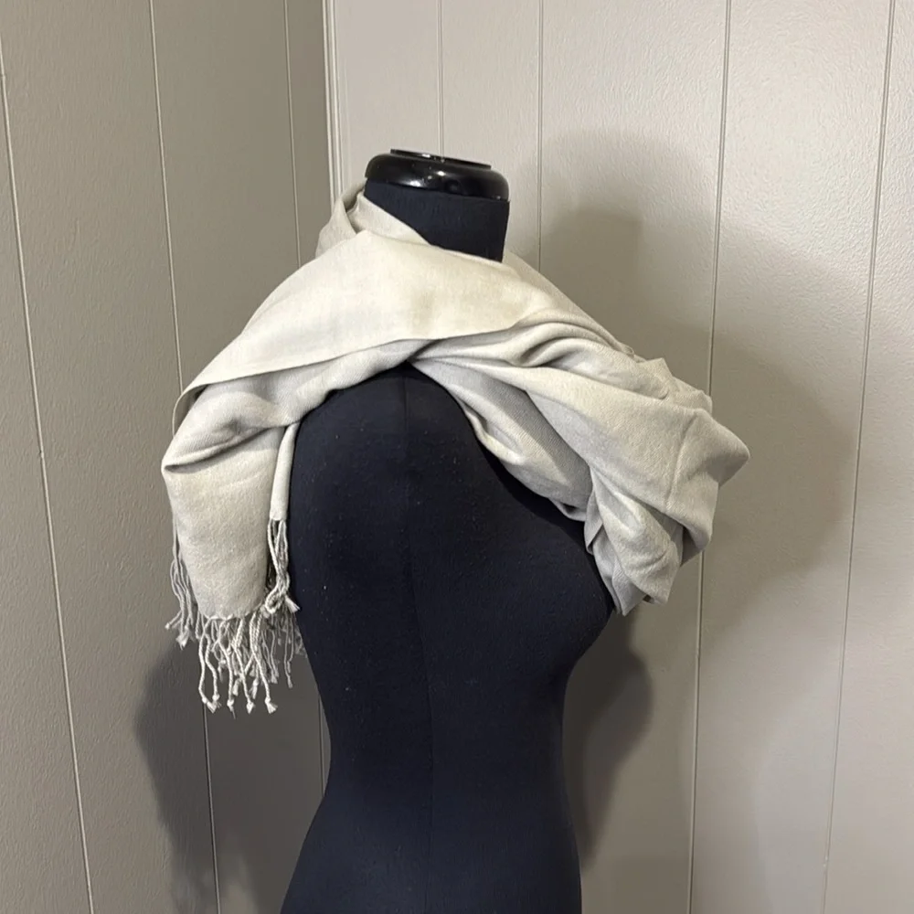 Company Women’s Long Scarf Wide Fringe Winter Fall Outdoor Cold Casual